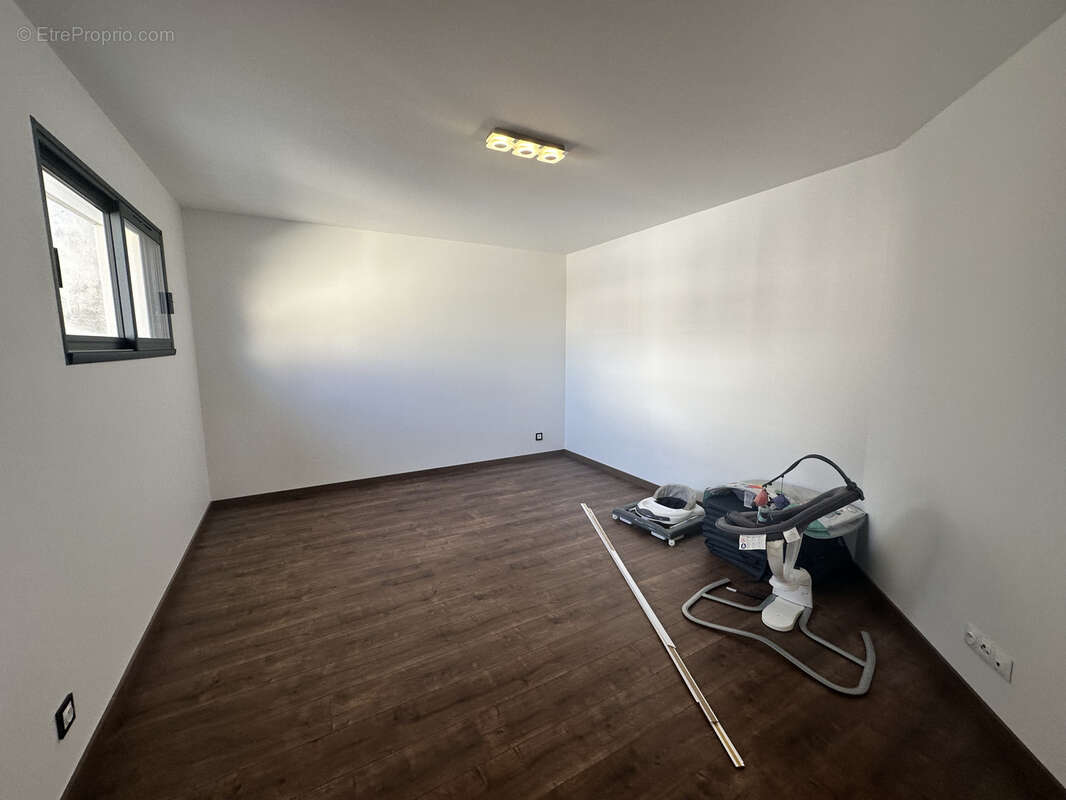 Maison à SAINTE-SAVINE