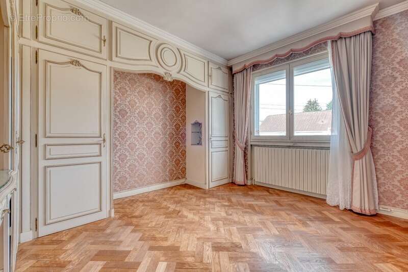 Maison à NANTEUIL-LES-MEAUX