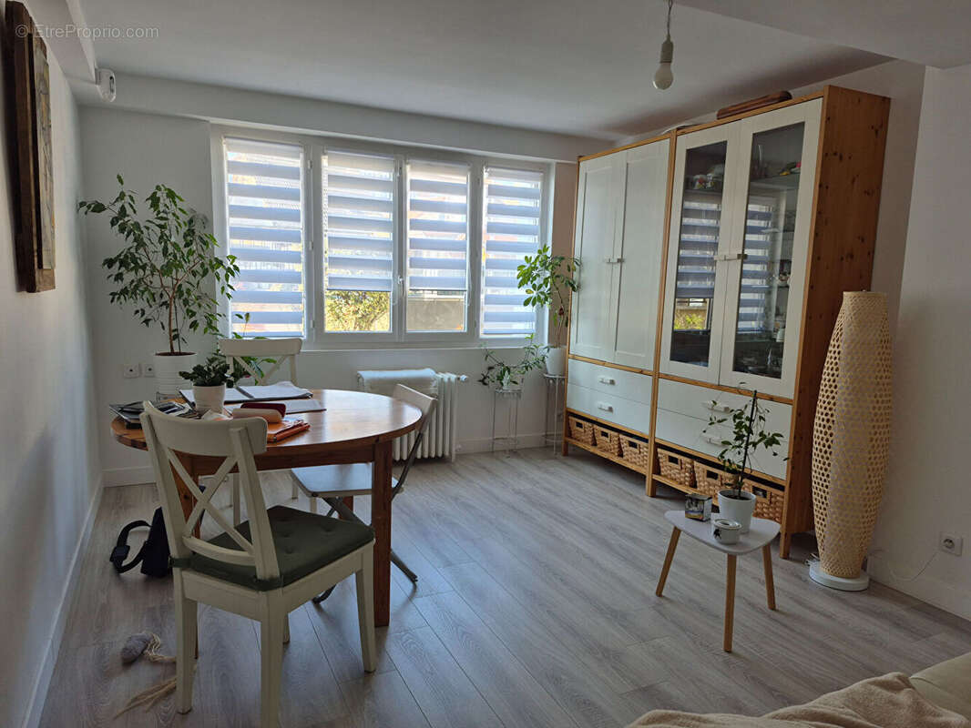 Maison à LE BLANC-MESNIL