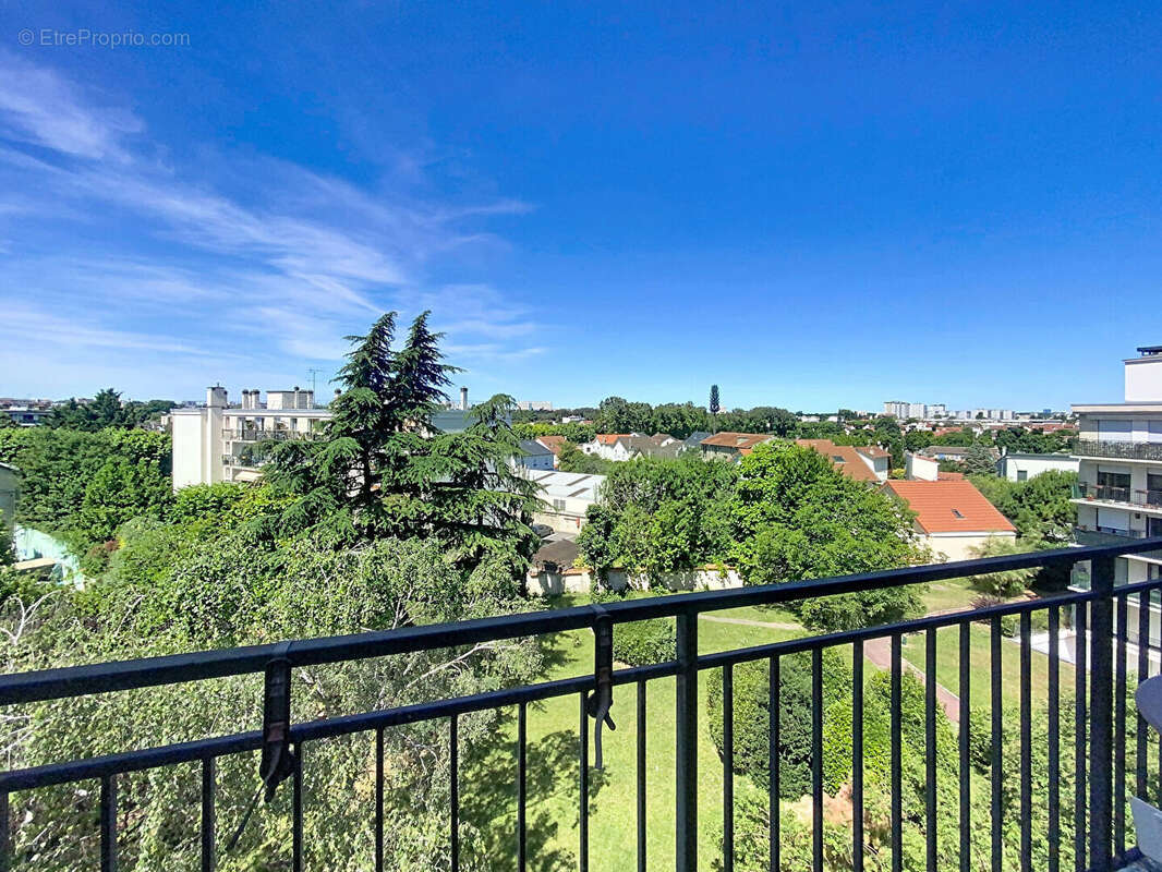 Appartement à SAINT-MAUR-DES-FOSSES