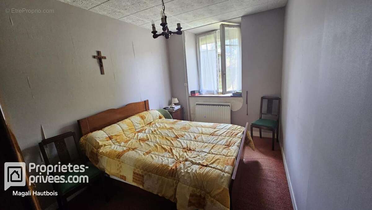 Maison à LES LOGES-MARCHIS