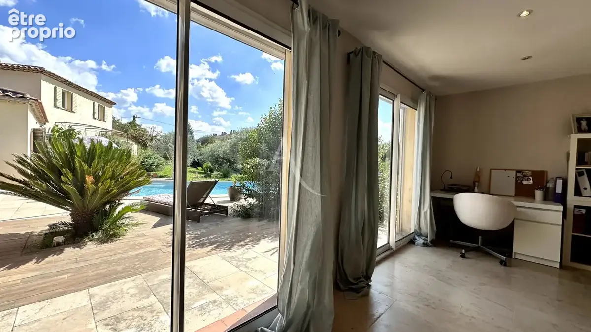 Villa avec piscine studio indépendant garages et cave vinon sur verdon - photo 15