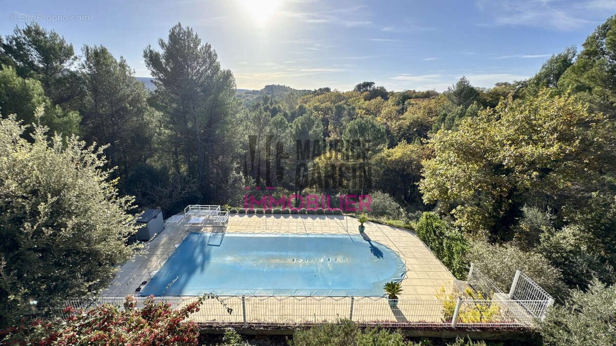 Maison à MALEMORT-DU-COMTAT