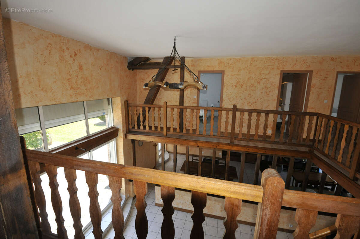 Maison à SAINT-HILAIRE-BONNEVAL