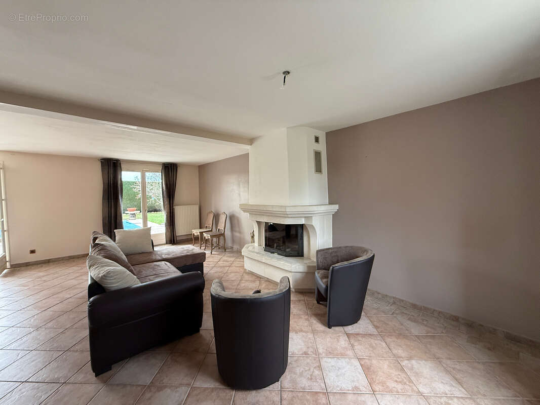 Maison à LES ALLUETS-LE-ROI