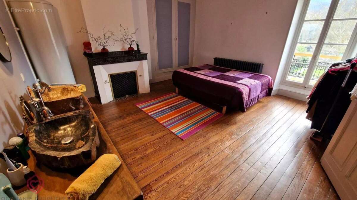 Maison à PRAT-BONREPAUX