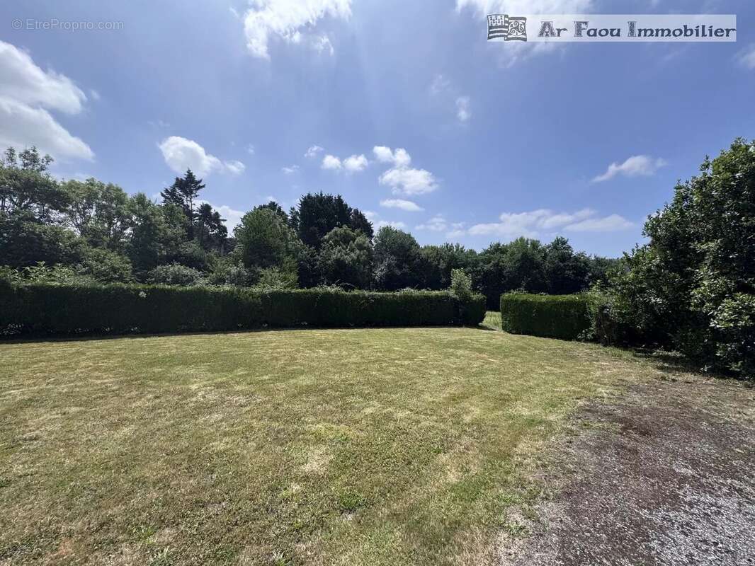 Maison à PONT-DE-BUIS-LES-QUIMERCH