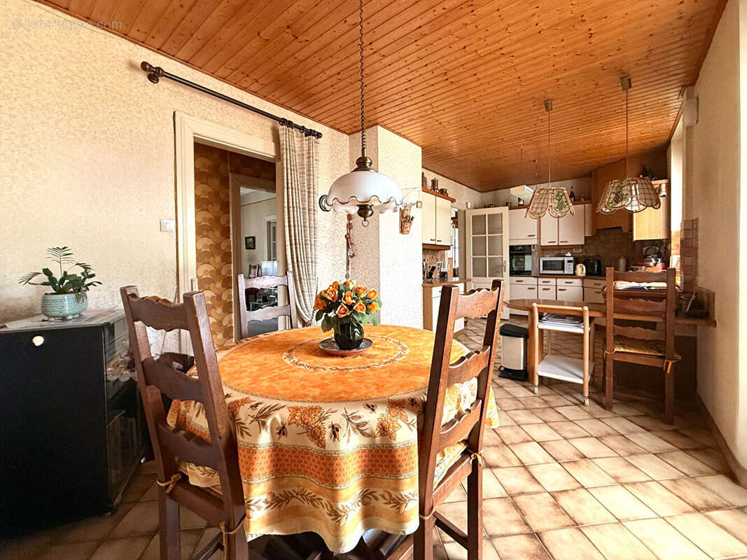 Maison de maître à cernay (68700) - photo 8