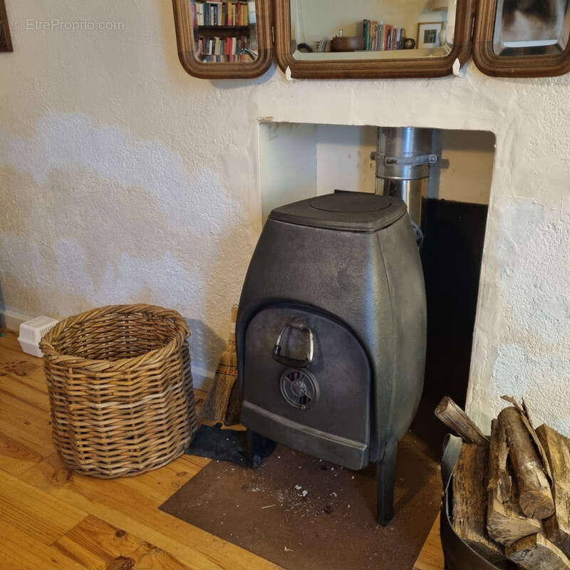 Maison de charme avec superbe grange à porteau ! - photo 8