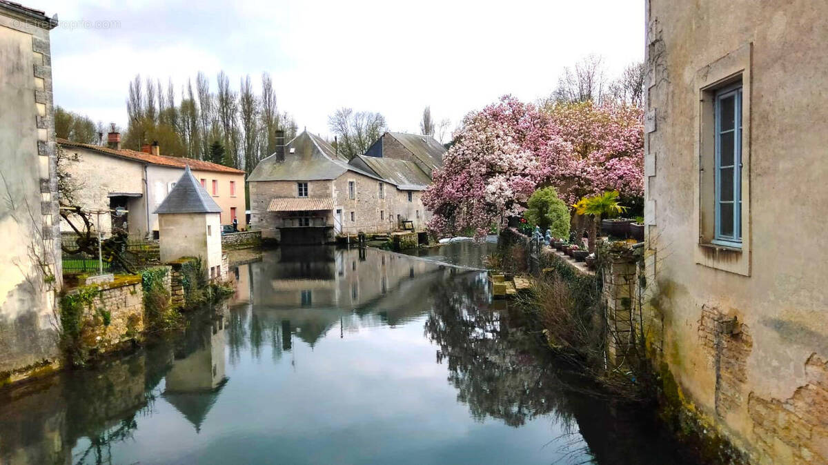 OVERVIEW - Maison à VERTEUIL-SUR-CHARENTE