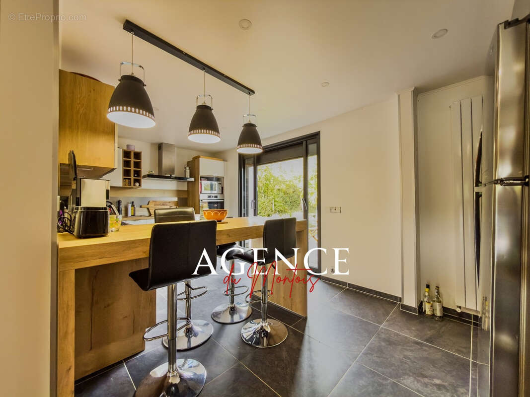 Maison à DONNEMARIE-DONTILLY