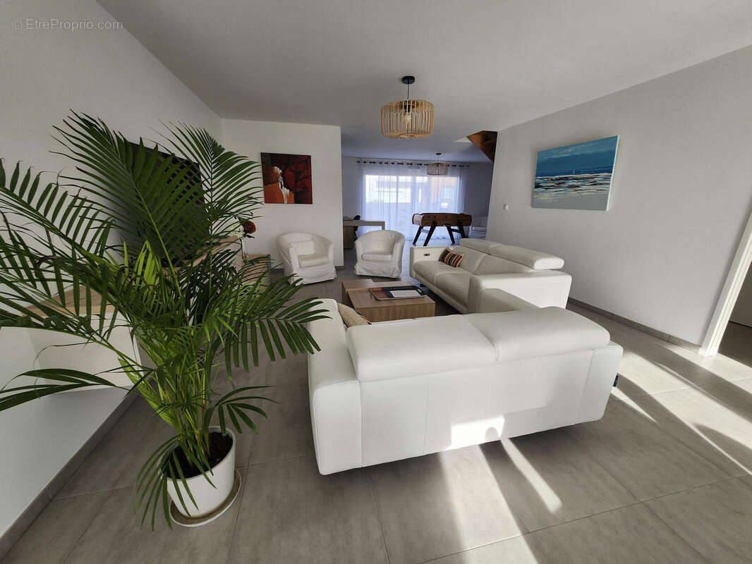 Maison à SAINT-HILAIRE-DE-RIEZ