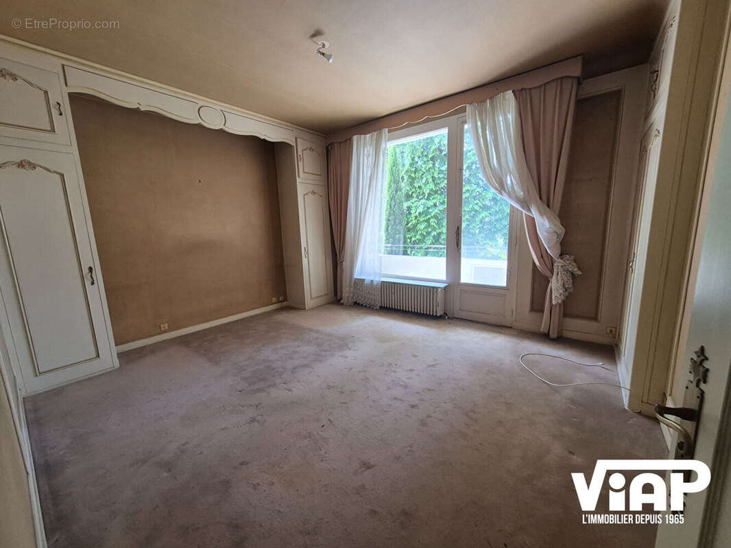 Maison à SAINT-JUNIEN