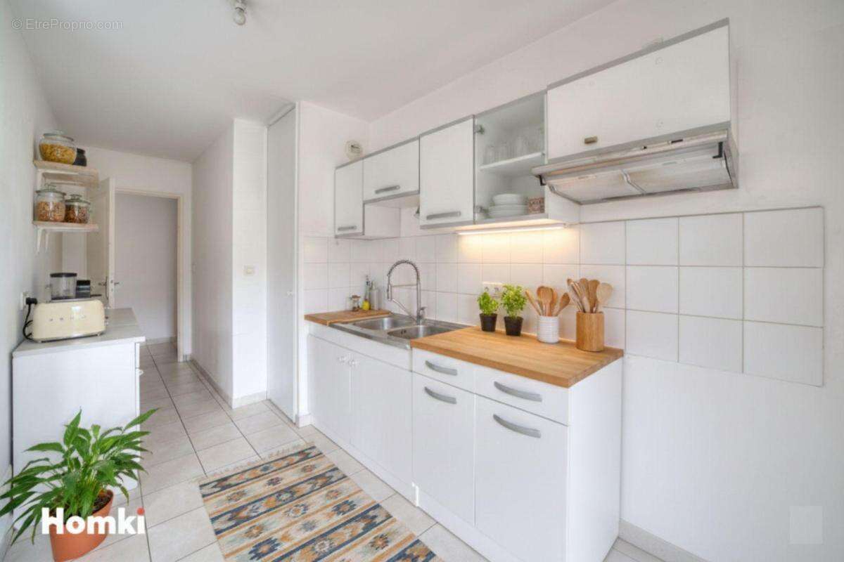 Appartement à CESSY