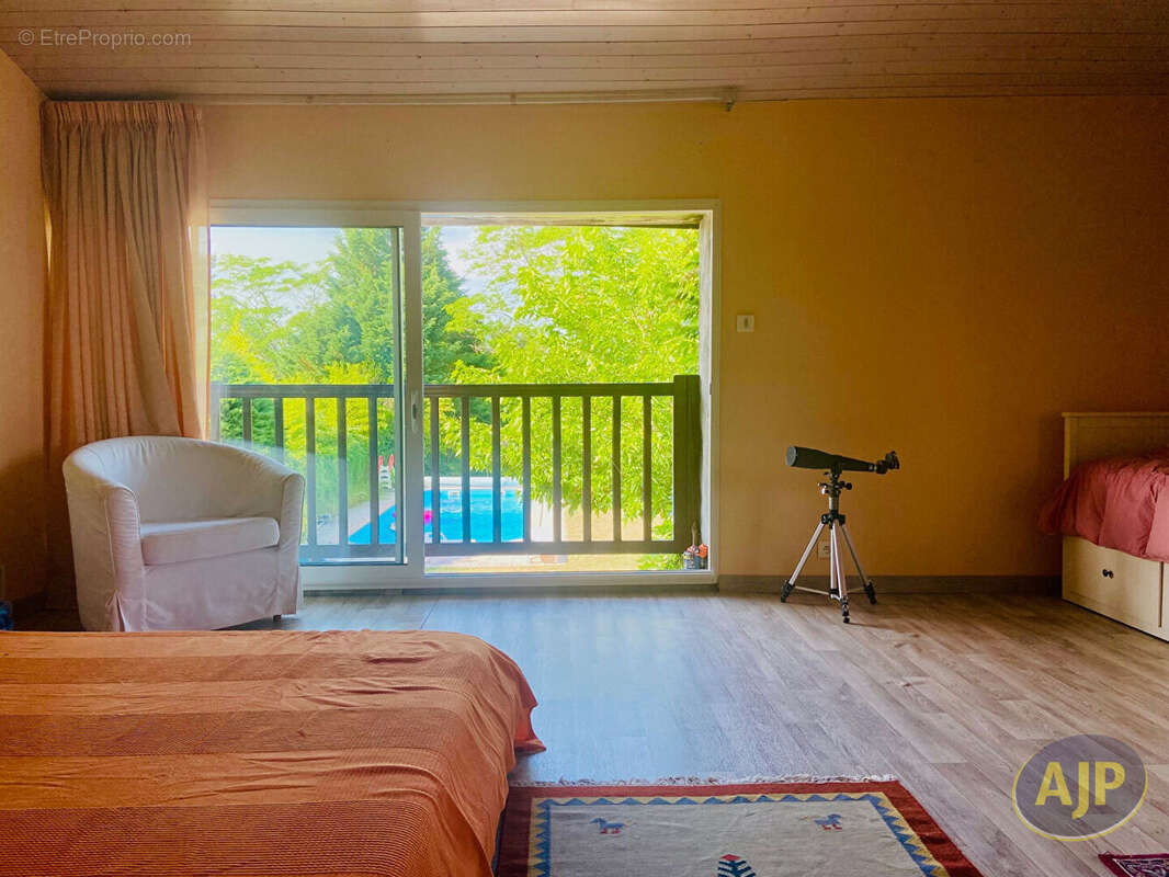 Maison à LESPARRE-MEDOC