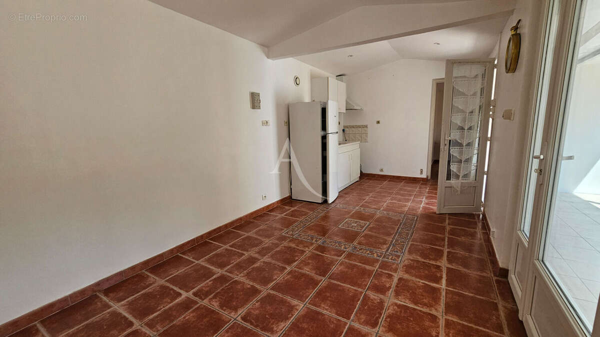 Maison à BOURCEFRANC-LE-CHAPUS