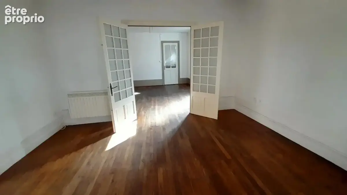 Appartement 110 m² à Montmerle-Sur-Saone  - photo 18