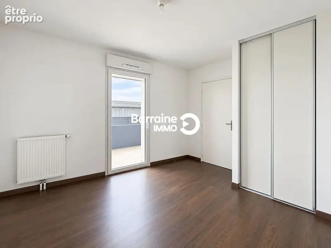 Exclusivité a vendre brest capucins appartement t2 41,33 m² balcon 24 m² parking privé cave - photo 12