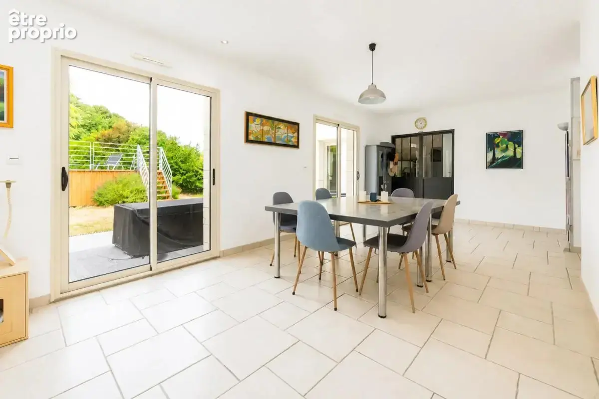 Maison de 8 pièces de 180 m² à Jambville - photo 5