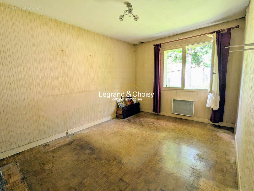 Maison à COLAYRAC-SAINT-CIRQ