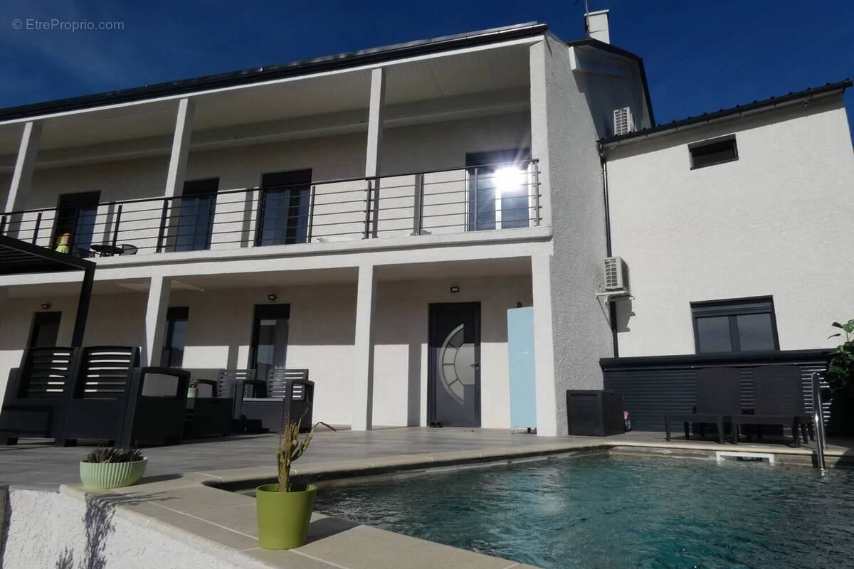 Maison à LE CREUSOT