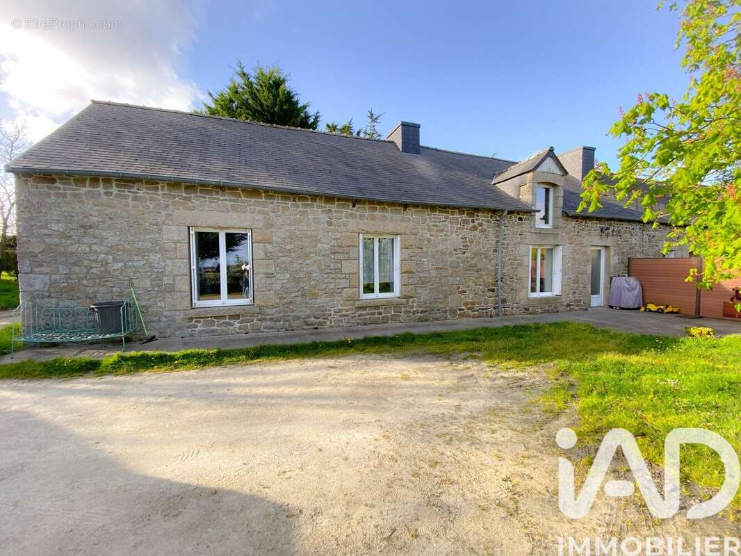 Photo 2 - Maison à JUGON-LES-LACS