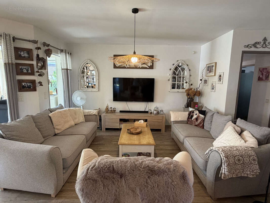 Maison 255 m² à Mont  - photo 6