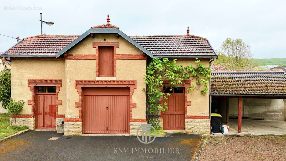Maison à SAINT-AMAND-MONTROND