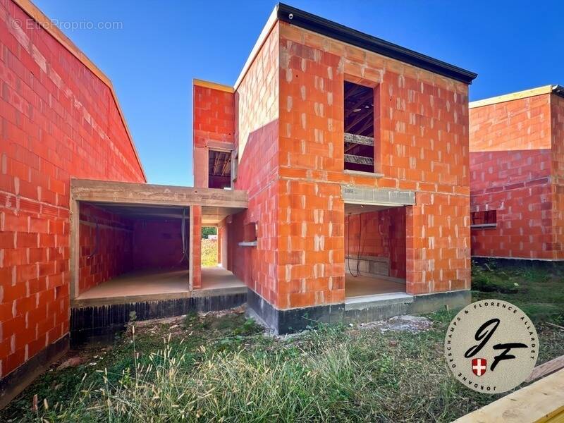 Maison à LA MOTTE-SERVOLEX