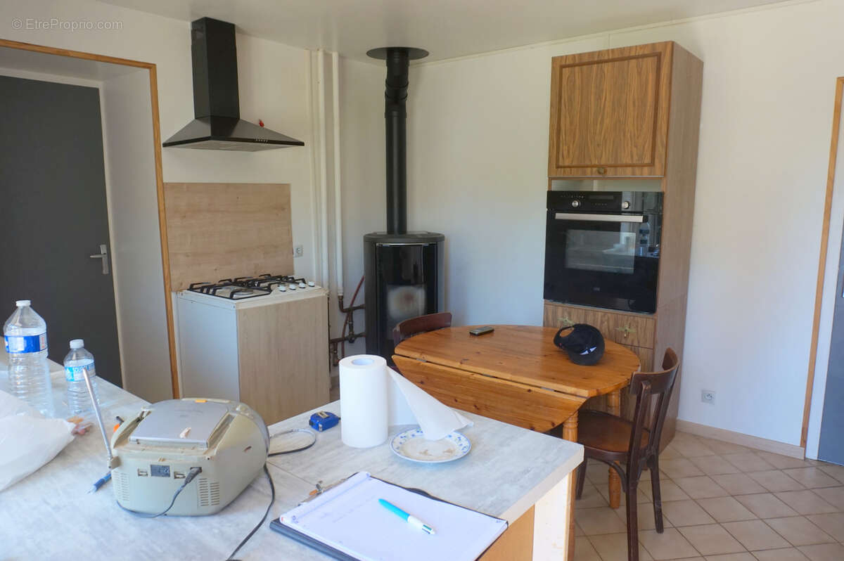 Maison de campagne et ses dépendances - photo 4