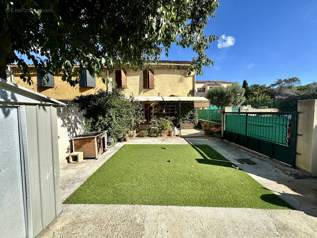 Maison à SIX-FOURS-LES-PLAGES