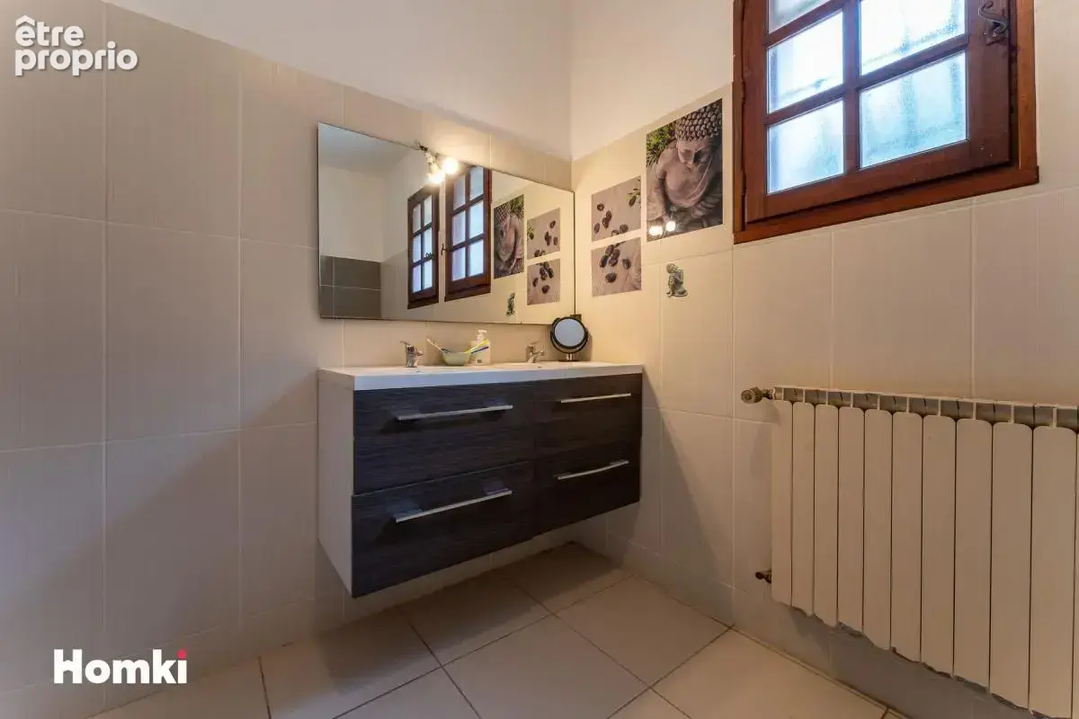 Maison/Villa T5 de 180 m² à Bellegarde 30127 - photo 8