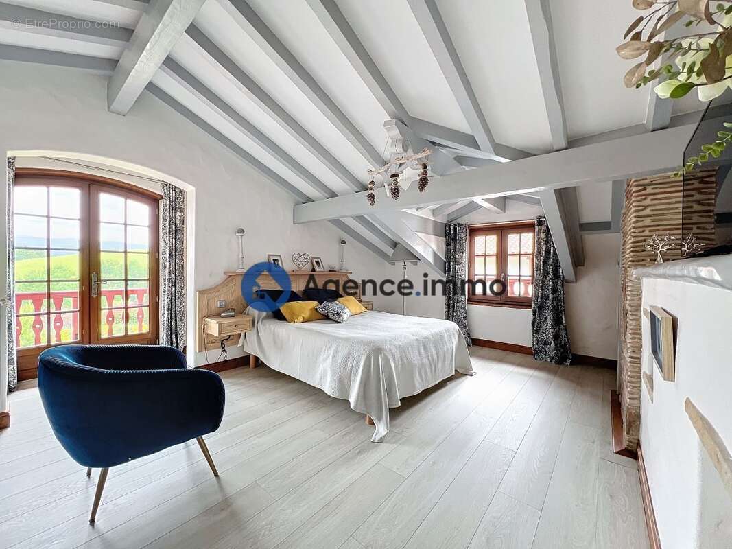 Maison à SAINT-PEE-SUR-NIVELLE