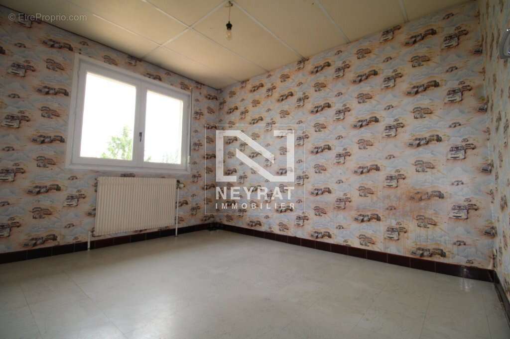 Maison 4 chambres , 2 garages - photo 14