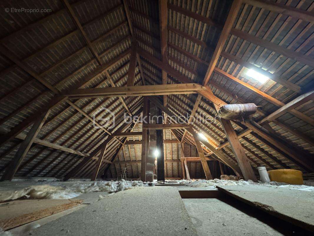 Grande maison sur sous-sol + terrain 1000m² constructible - photo 12