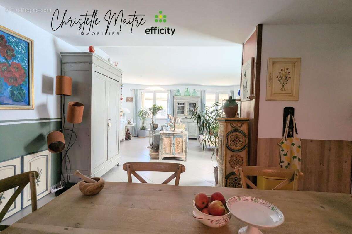 Maison 102 m² à Saint-Martin-De-Crau  - photo 11