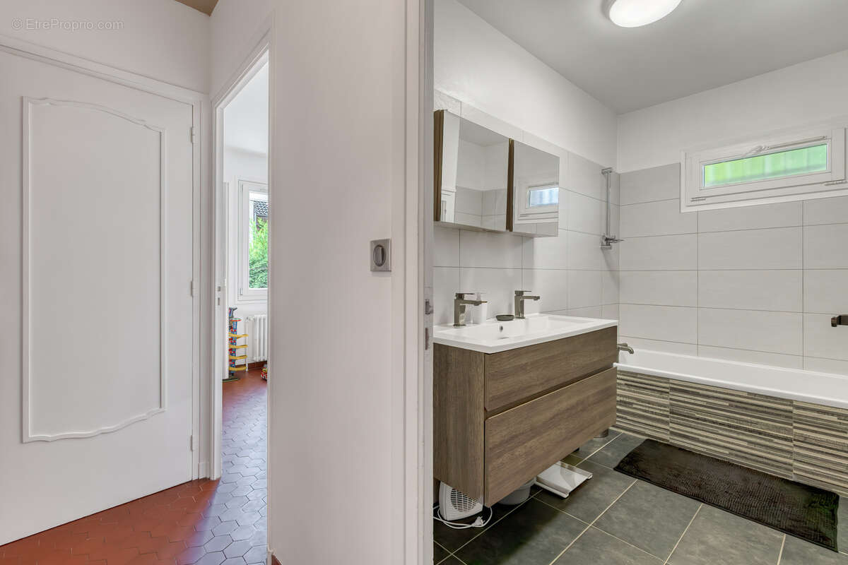 Maison à LA MOTTE-SERVOLEX