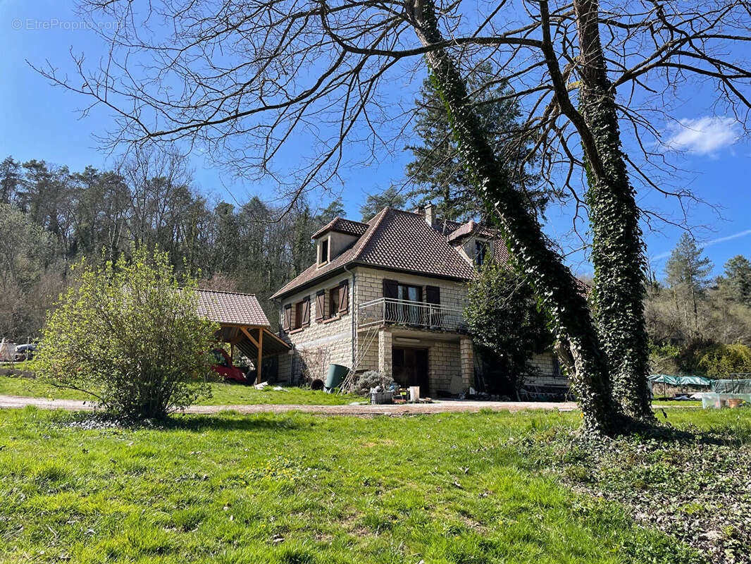 Maison à ABBEVILLE-LA-RIVIERE