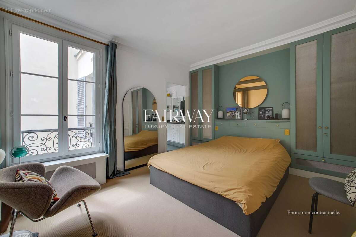 Appartement à PARIS-17E