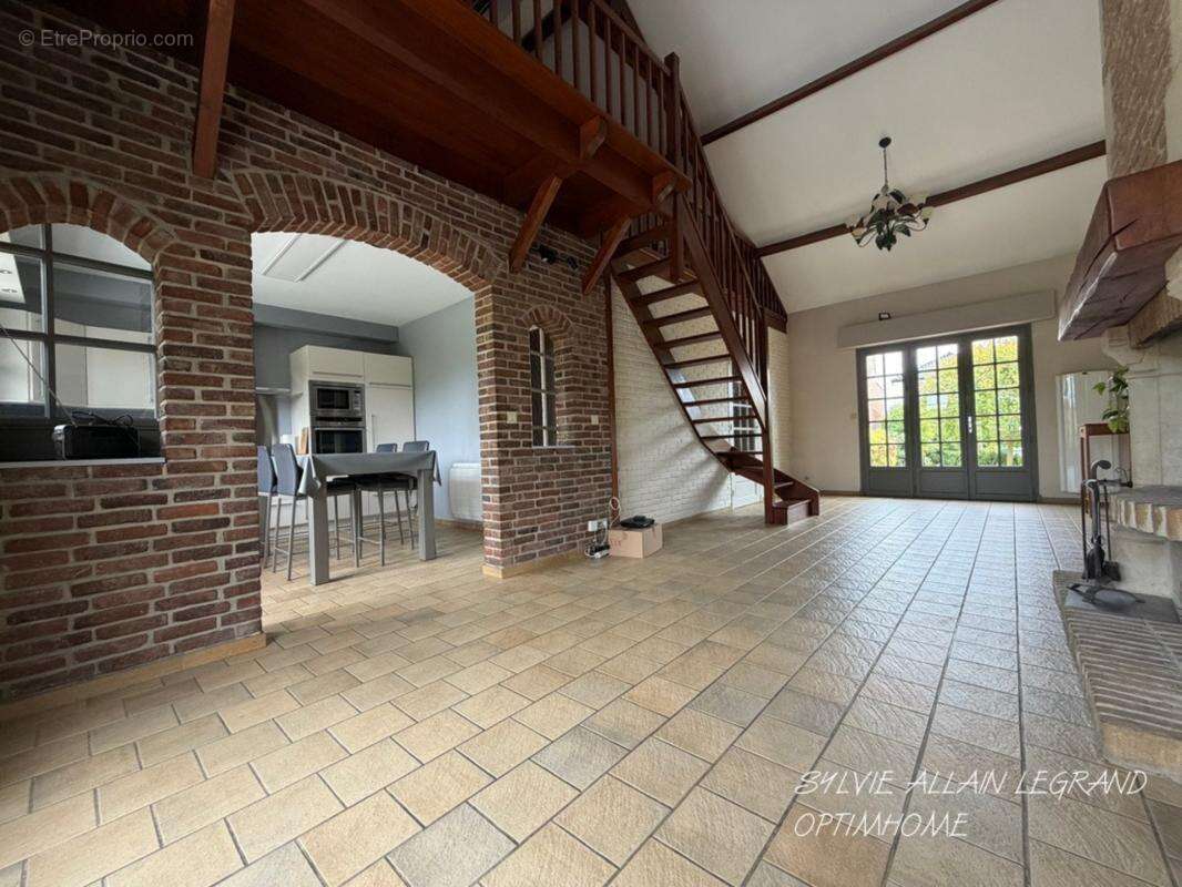 Plain-pied individuel, 4 chambres, sous/sol - photo 2