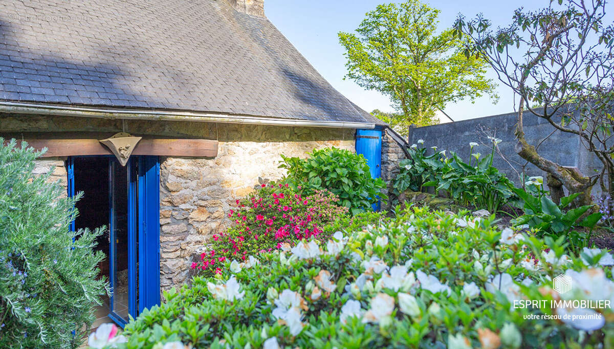 Maison à RIEC-SUR-BELON