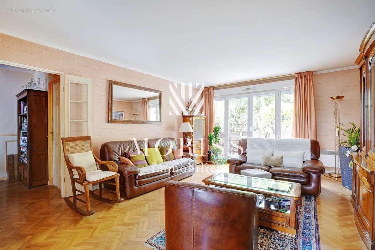 Appartement à NOGENT-SUR-MARNE