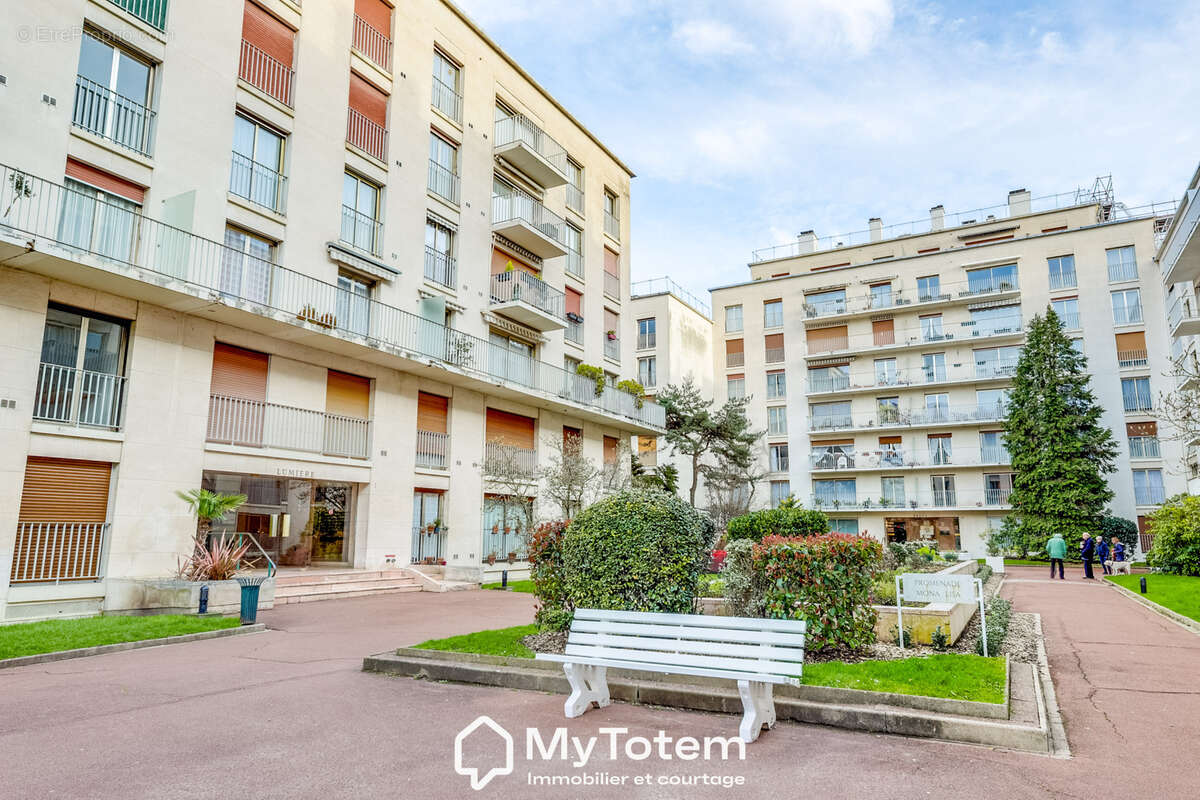 Appartement à VERSAILLES