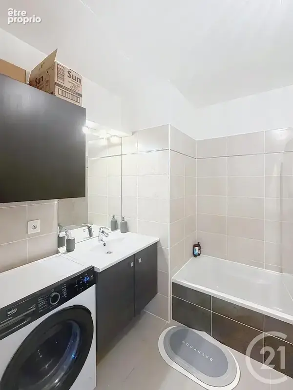 Appartement 2 pièces 43 m² à vendre à Sathonay-Camp (69580) - photo 6