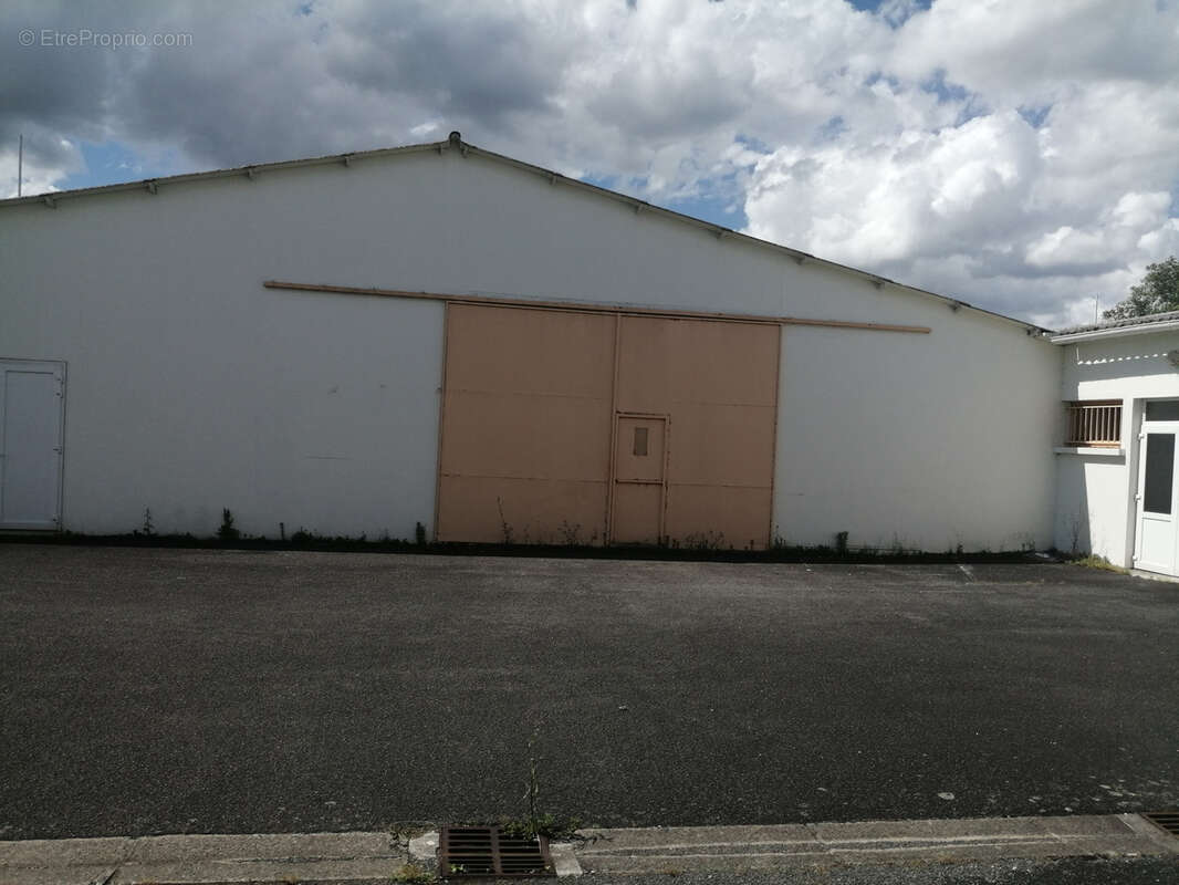 Commerce à SAINT-SEVERIN