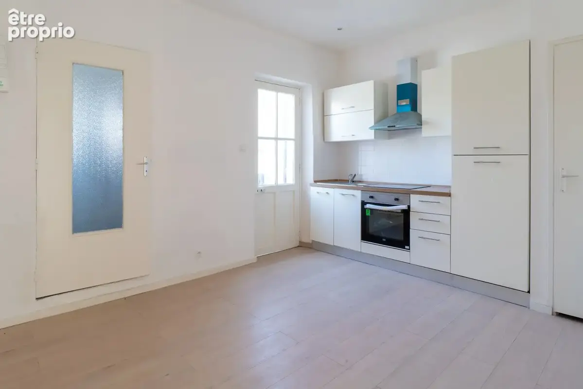 Petite maison pleine de potentiel – Ancien cabanon de pêcheur – Secteur Lapin Blanc - photo 2