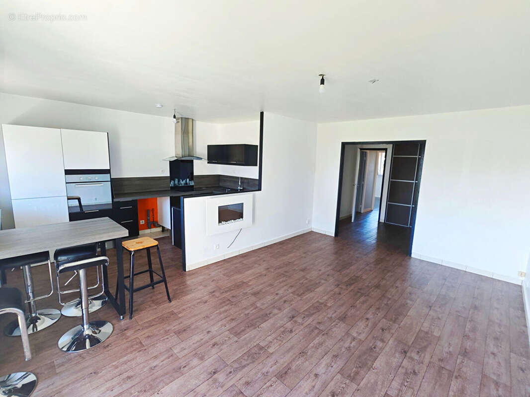 Appartement à LYON-5E