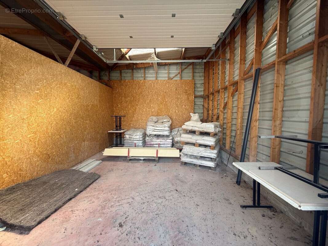 511 m² à Chateaugiron  - photo 3