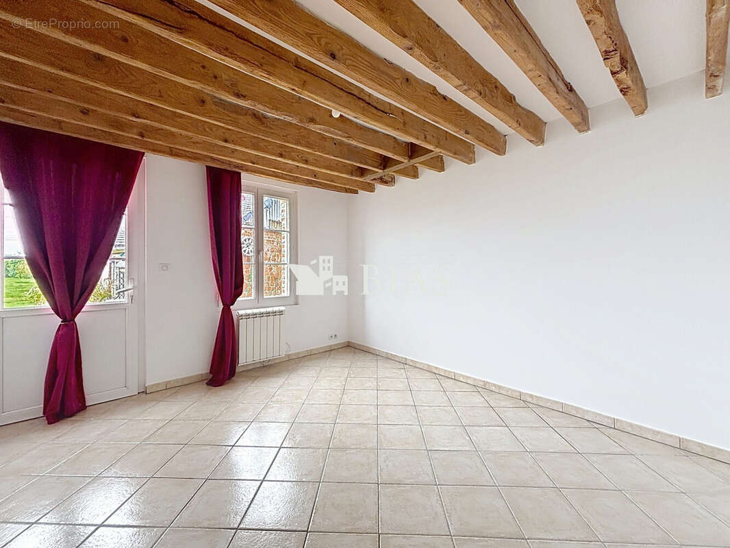 Maison à LE NEUBOURG