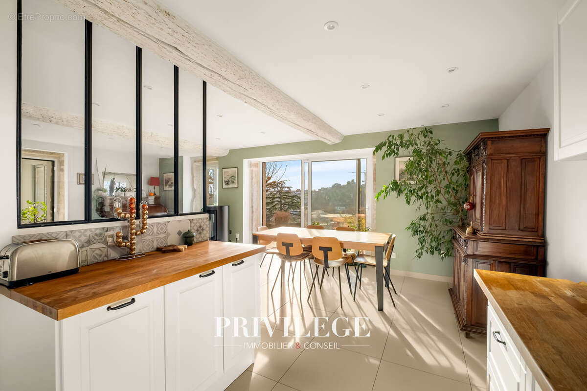 Maison à SAINT-DIDIER-AU-MONT-D'OR